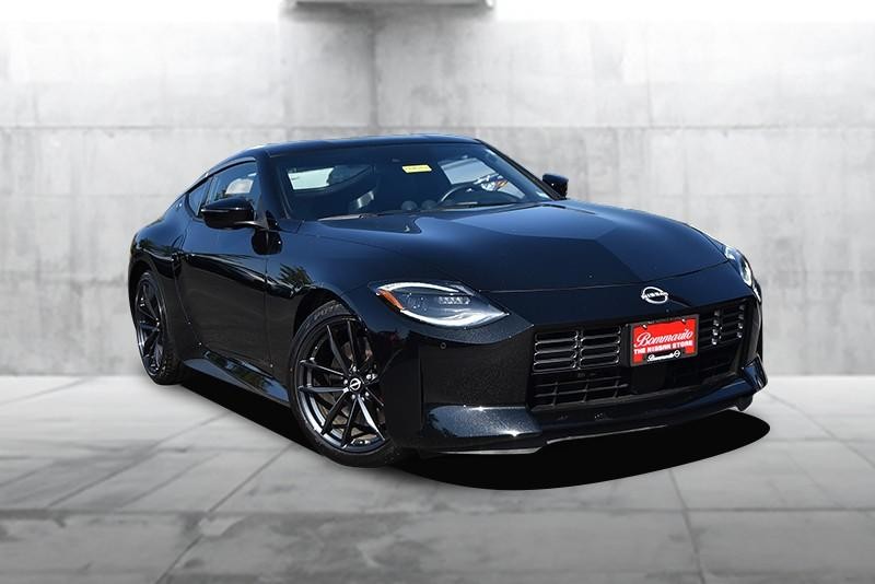 Nissan Z Vehicle Image 02