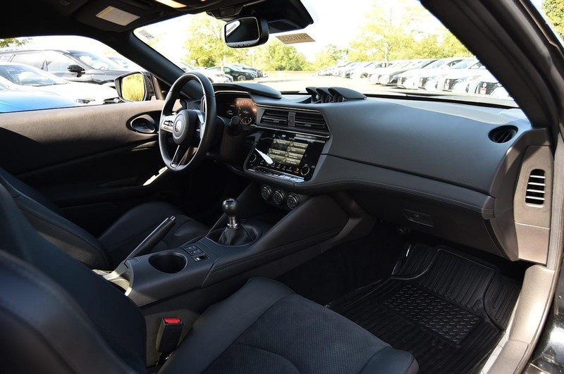 Nissan Z Vehicle Image 09