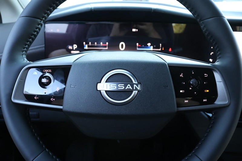 Nissan Murano Vehicle Image 08