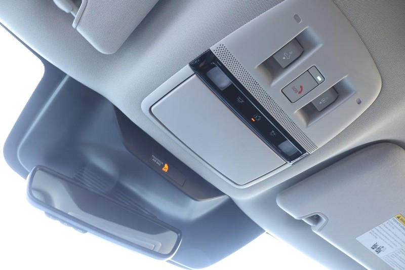 Nissan Murano Vehicle Image 14