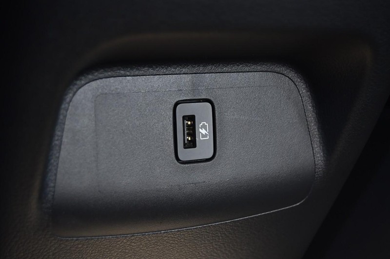 Nissan Sentra Vehicle Image 22