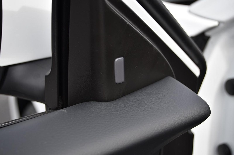 Nissan Sentra Vehicle Image 10