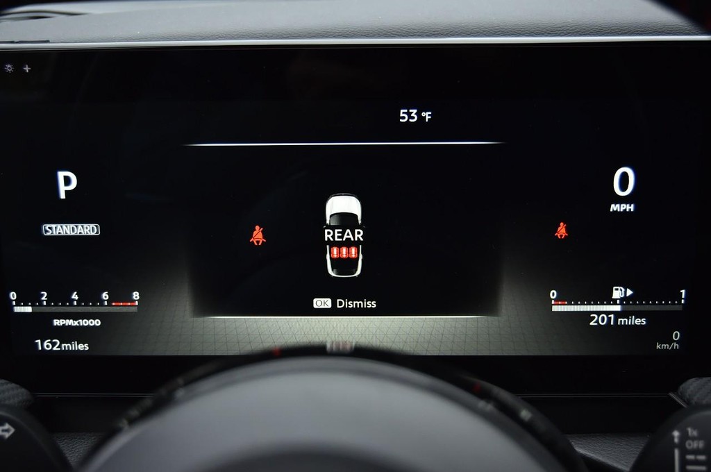 Nissan Kicks Vehicle Image 12