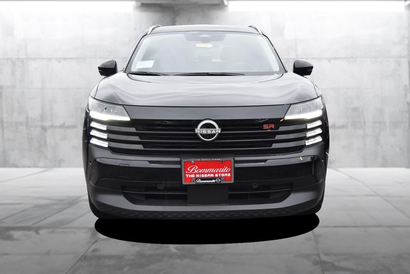 Nissan Kicks Vehicle Image 04