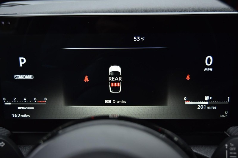 Nissan Kicks Vehicle Image 12