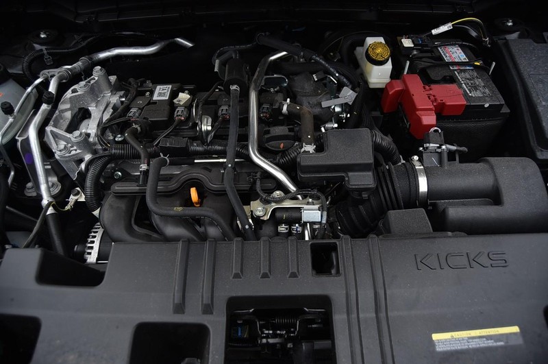 Nissan Kicks Vehicle Image 28