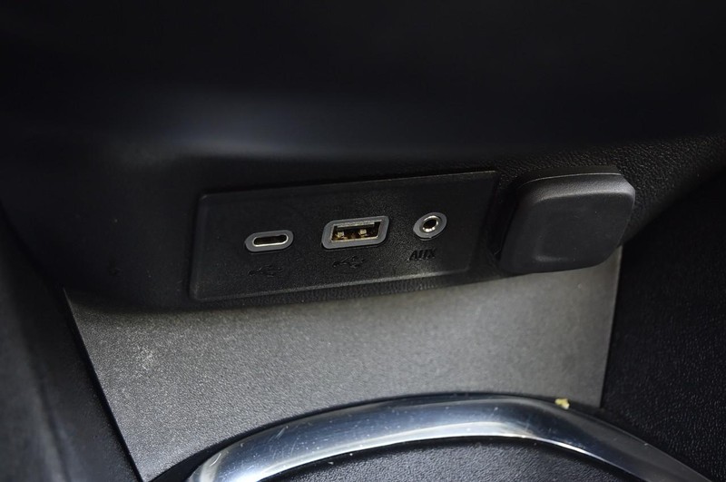 Chevrolet Malibu Vehicle Full-screen Gallery Image 15