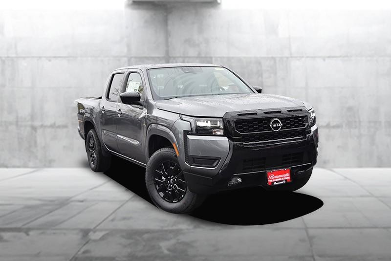 Nissan Frontier Vehicle Full-screen Gallery Image 2