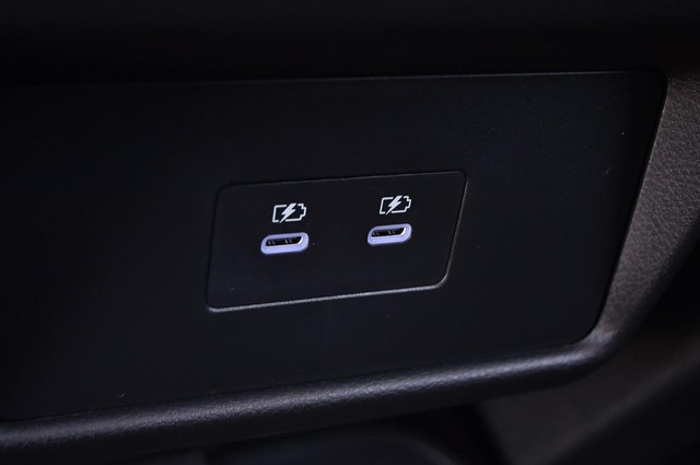 Nissan Rogue Vehicle Image 27