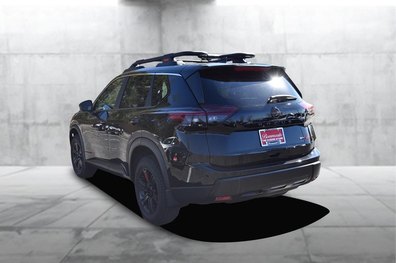 Nissan Rogue Vehicle Image 07