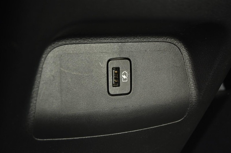 Nissan Sentra Vehicle Image 22