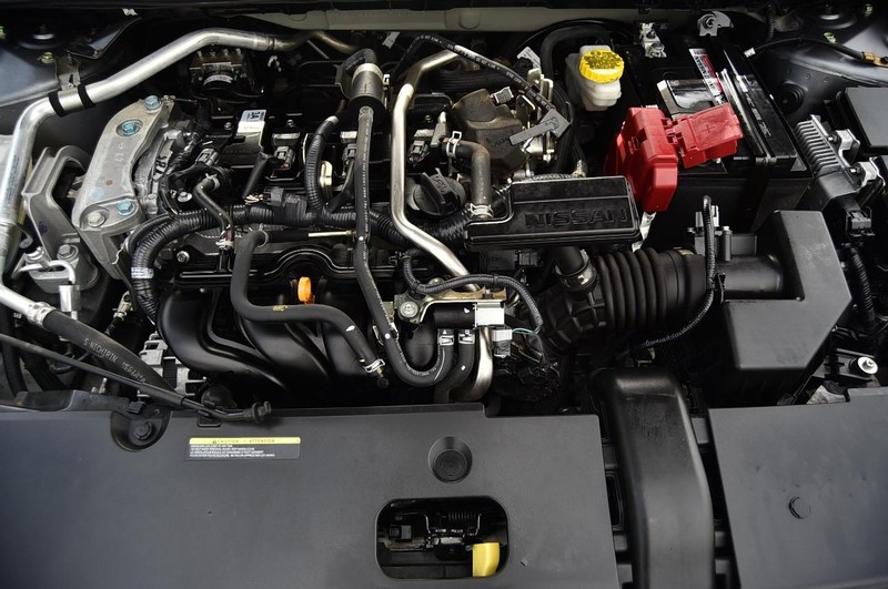 Nissan Sentra Vehicle Image 24