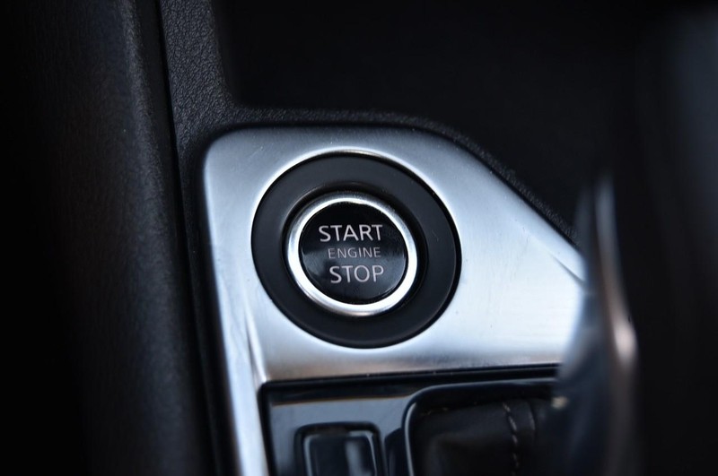 Nissan Sentra Vehicle Image 17