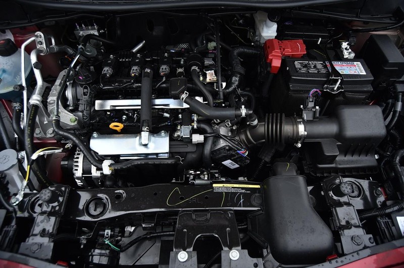 Nissan Versa Vehicle Full-screen Gallery Image 23