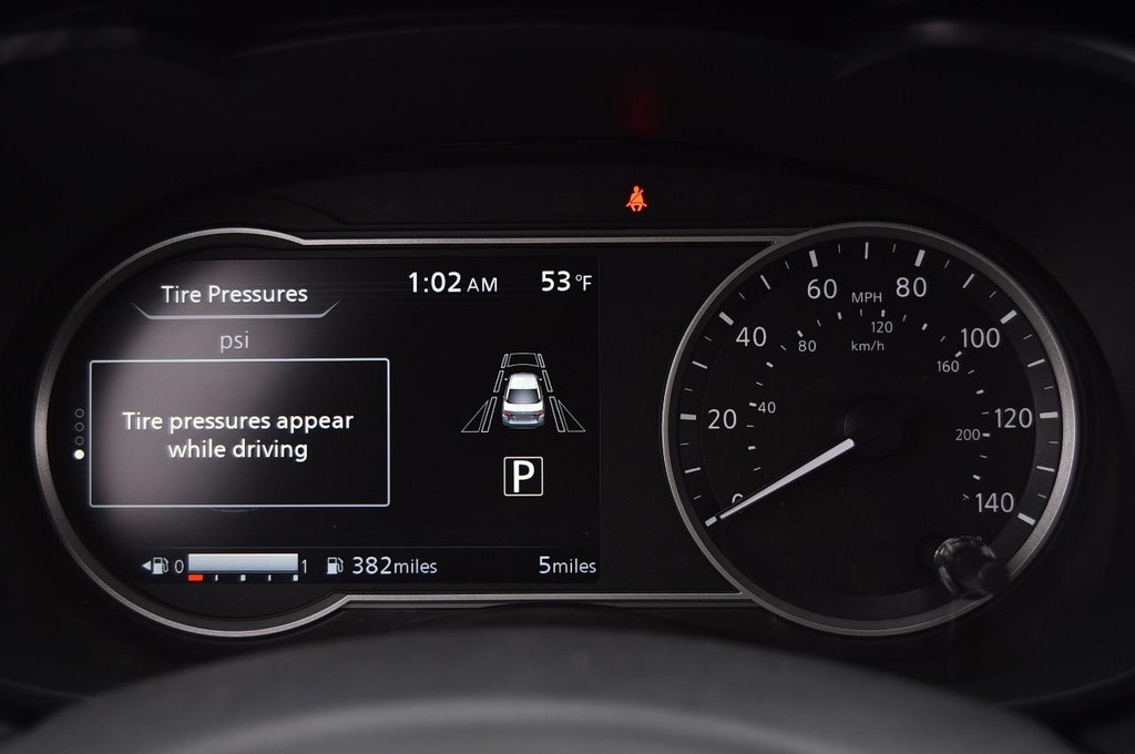 Nissan Versa Vehicle Image 11