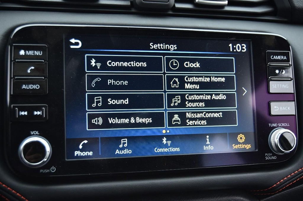 Nissan Versa Vehicle Image 13