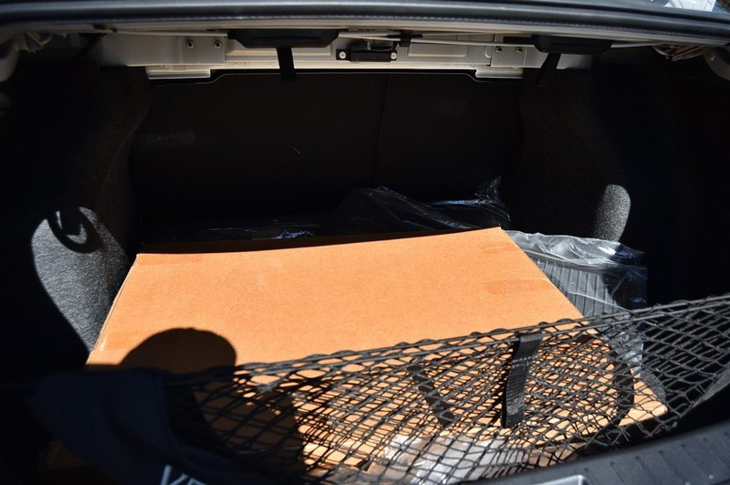 Nissan Versa Vehicle Full-screen Gallery Image 22