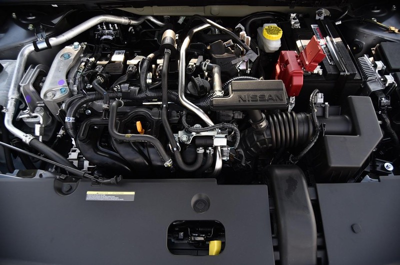 Nissan Sentra Vehicle Full-screen Gallery Image 25