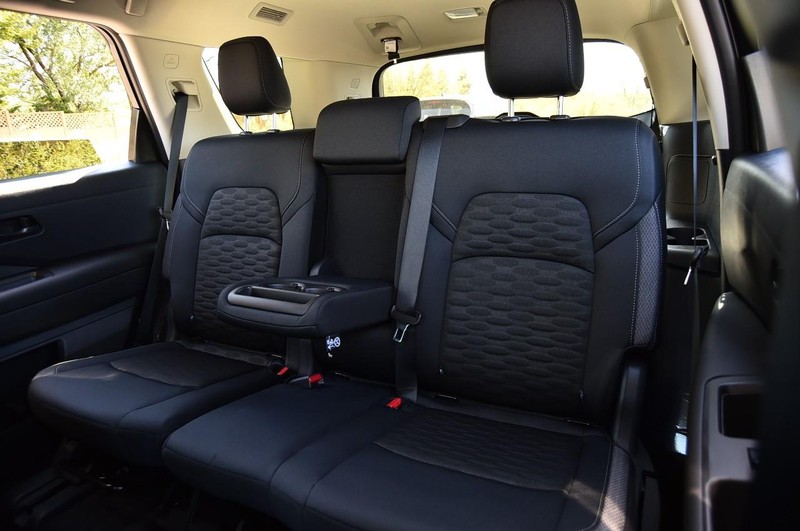 Nissan Pathfinder Vehicle Image 22