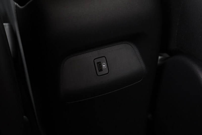 Nissan Sentra Vehicle Image 20