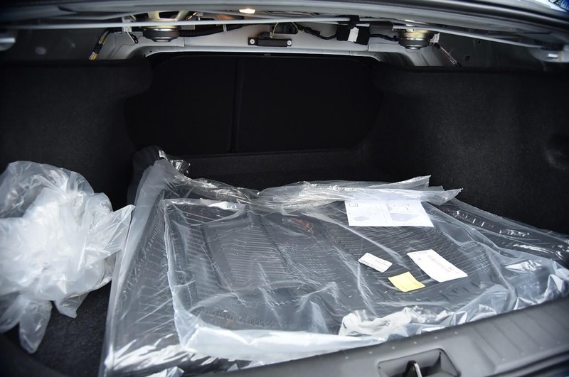 Nissan Sentra Vehicle Image 22