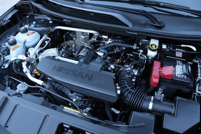 Nissan Rogue Vehicle Full-screen Gallery Image 22