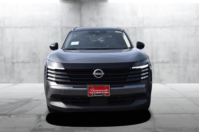 Nissan Kicks Vehicle Image 04