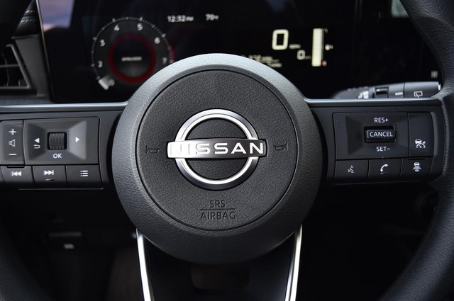 Nissan Kicks Vehicle Image 20