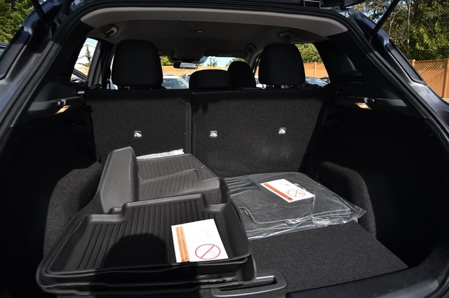 Nissan Kicks Vehicle Image 24