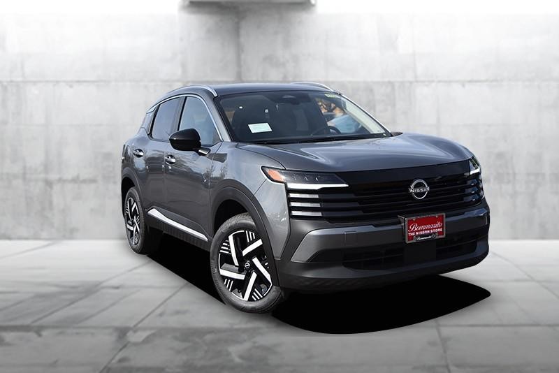 Nissan Kicks Vehicle Image 02