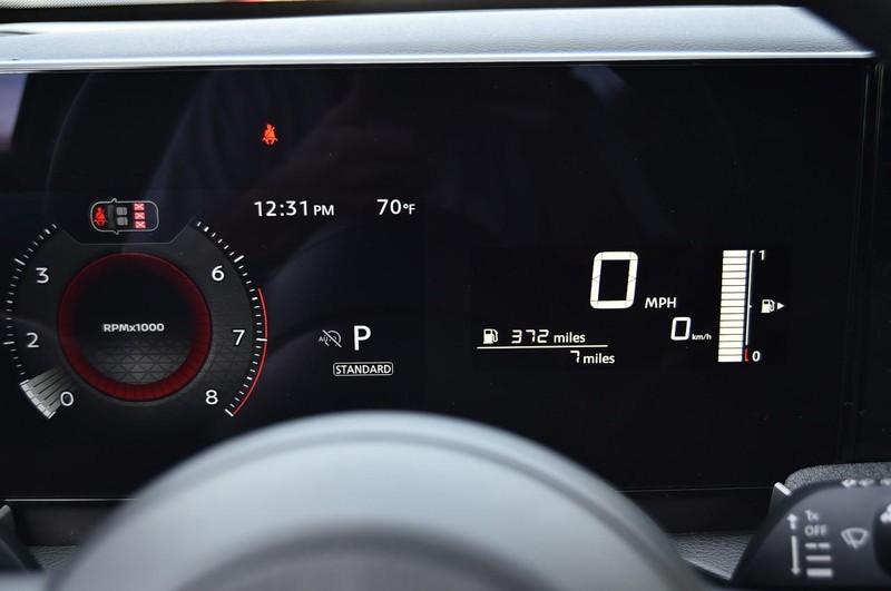 Nissan Kicks Vehicle Image 12