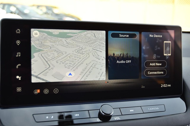 Nissan Rogue Vehicle Image 18