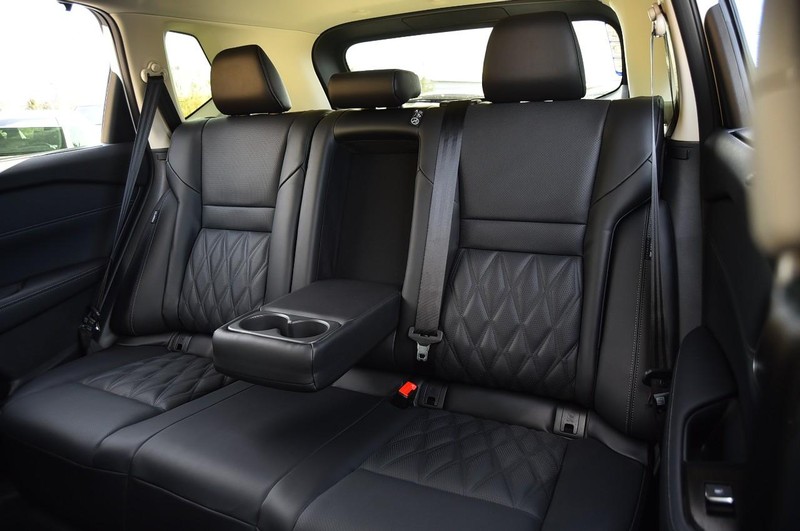 Nissan Rogue Vehicle Image 26