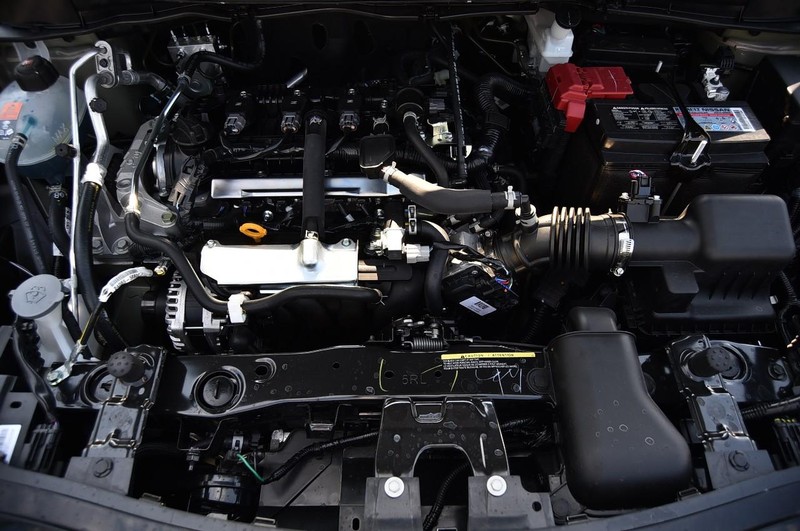 Nissan Versa Vehicle Image 23