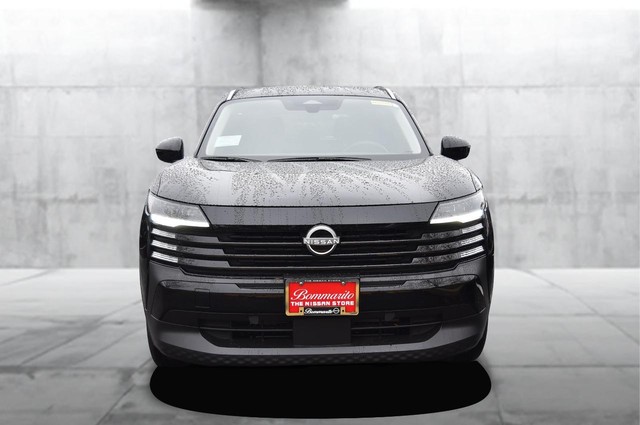 Nissan Kicks Vehicle Image 04