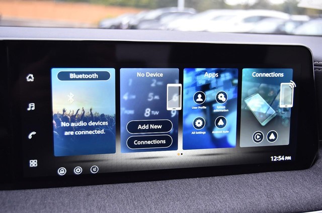 Nissan Kicks Vehicle Image 14