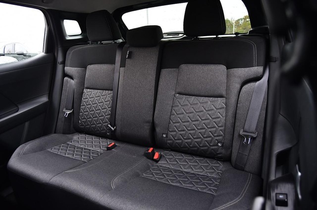 Nissan Kicks Vehicle Image 23