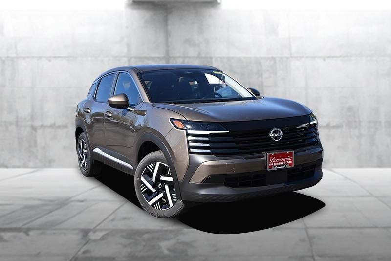 Nissan Kicks Vehicle Full-screen Gallery Image 2