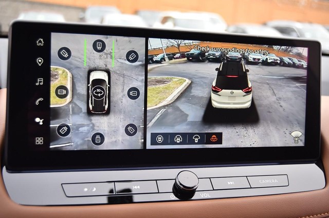 Nissan Rogue Vehicle Image 17