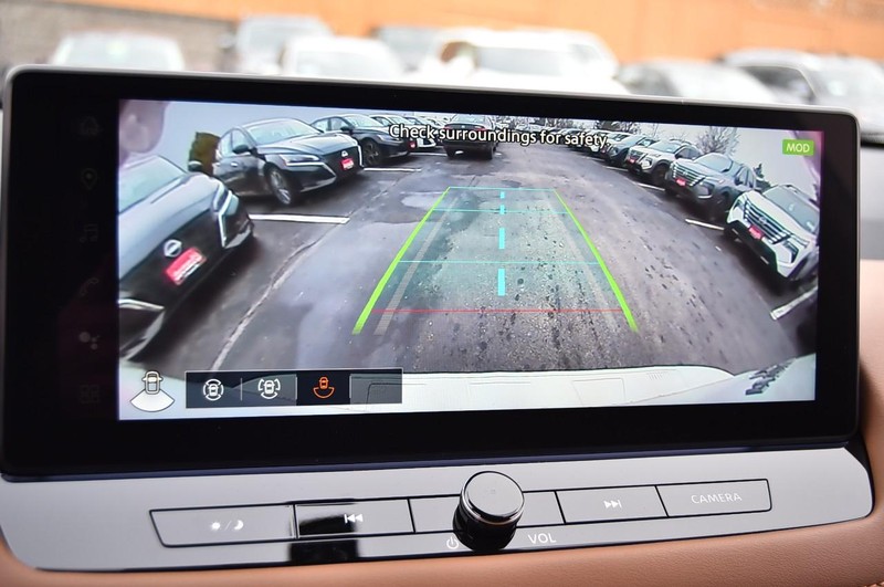 Nissan Rogue Vehicle Image 16