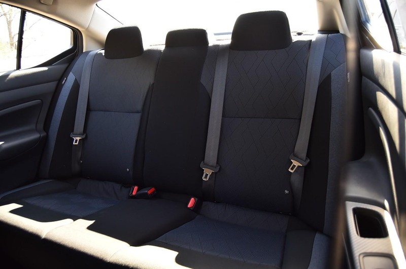 Nissan Versa Vehicle Image 20