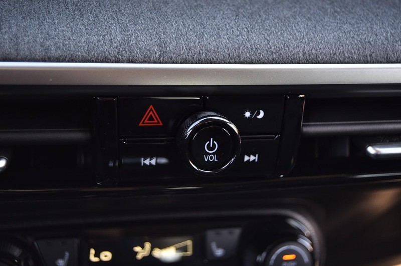 Nissan Kicks Vehicle Image 14