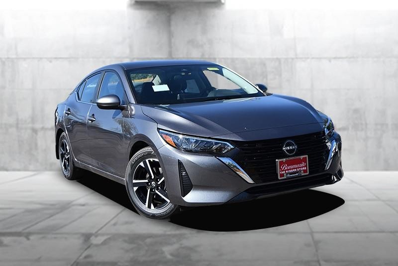 Nissan Sentra Vehicle Full-screen Gallery Image 2