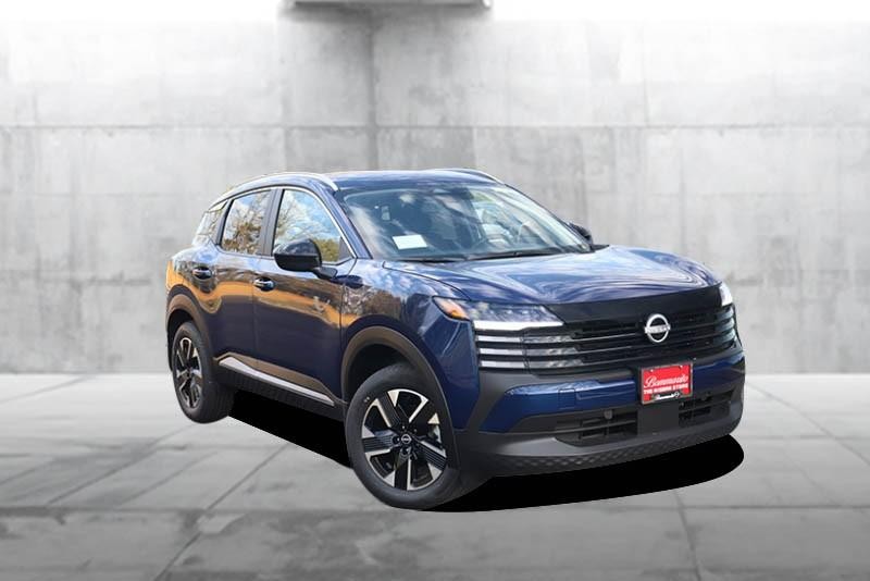 Nissan Kicks Vehicle Image 02