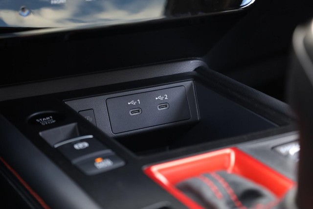 Nissan Kicks Vehicle Image 17