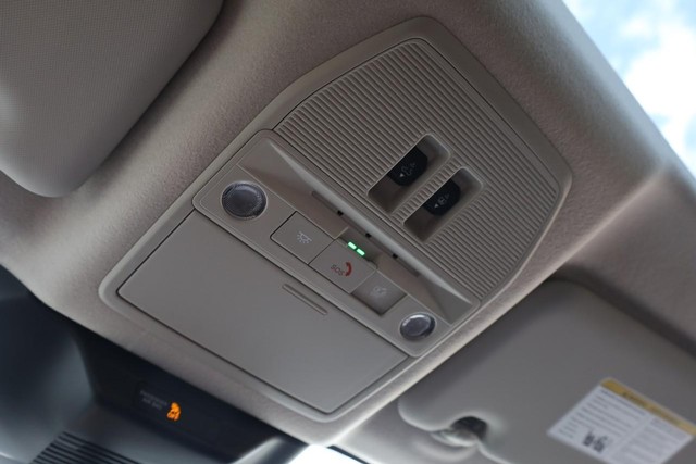 Nissan Kicks Vehicle Image 19