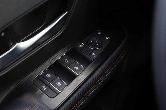 Nissan Kicks Vehicle Image 20