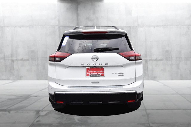 Nissan Rogue Vehicle Image 06