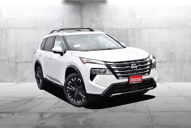 Nissan Rogue Vehicle Full-screen Gallery Image 2