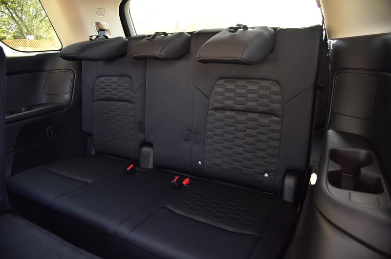 Nissan Pathfinder Vehicle Full-screen Gallery Image 25